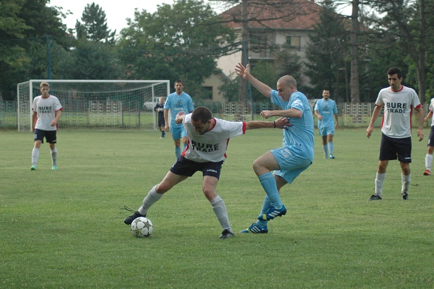 Fudbal: OMLADINAC OPOVO – BORAC SAKULE 2:2