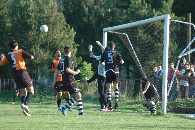 Fudbal – Prva južnobanatska liga / 7. kolo: BARANDA EKSPRES EFIKASNO KA CILJU