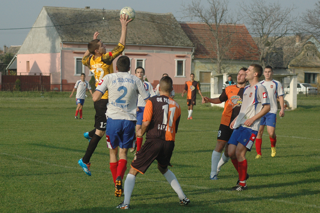 Fudbal – Prva južnobanatska liga  13. kolo:  VELIKA BRUKA FUDBALERA RADNIČKOG