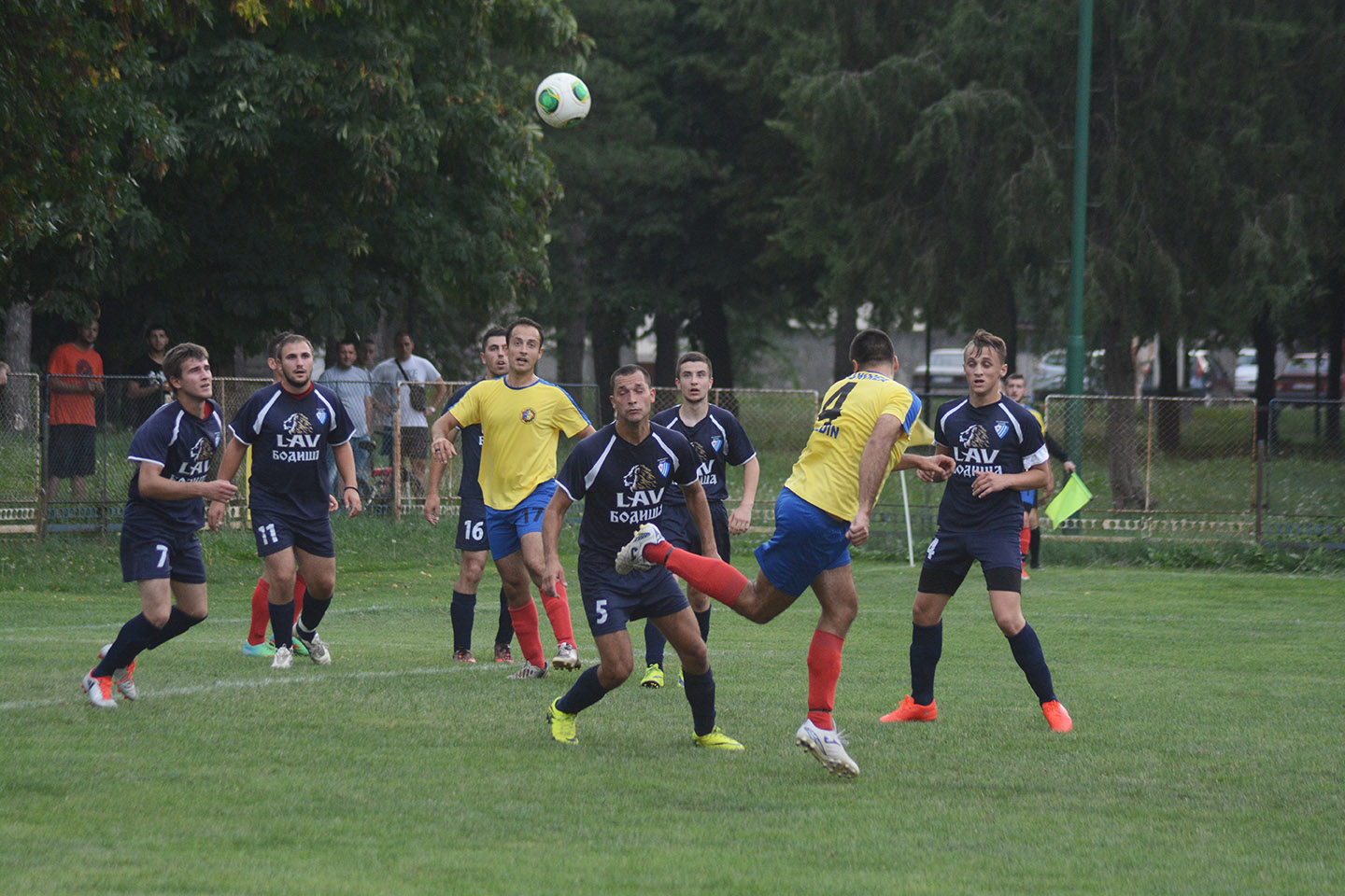 Fudbal rezultati:  BORAC UBEDLJIV, OMLADINAC I TEMPO RAZOČARALI NAVIJAČE