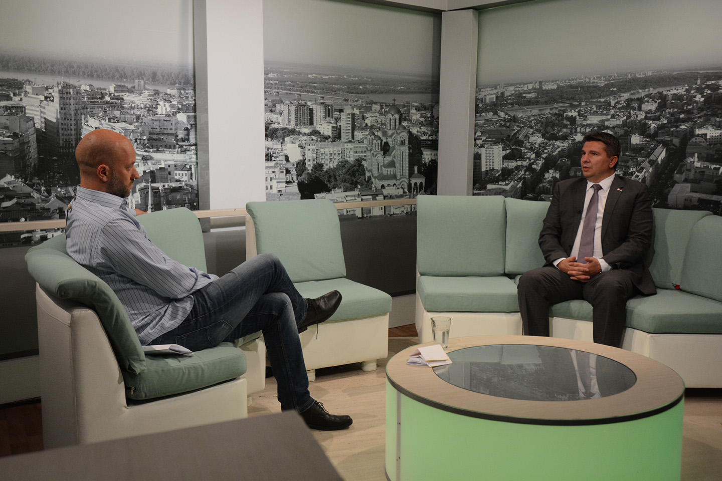 TV Studio B: PREDSEDNIK OPŠTINE U EMISIJI BEOGRADE DOBAR DAN