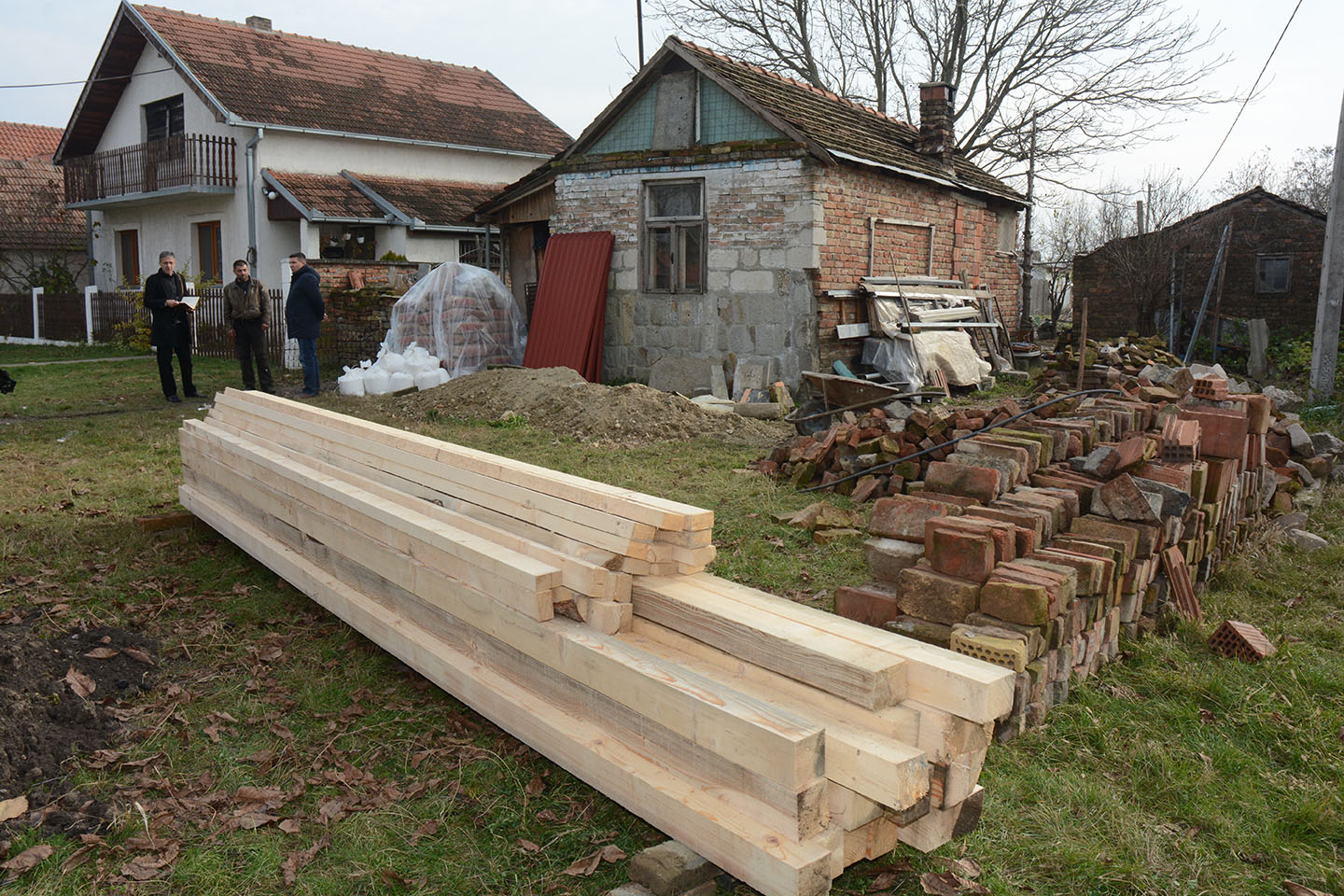 Saniranje neuslovnih objekata za stanovanje:  REALIZACIJA PROJEKTA U BARANDI