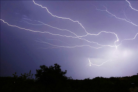 Republički hidrometeorološki zavod Srbije: UPOZORENjE NA LOKALNU POJAVU GRADA