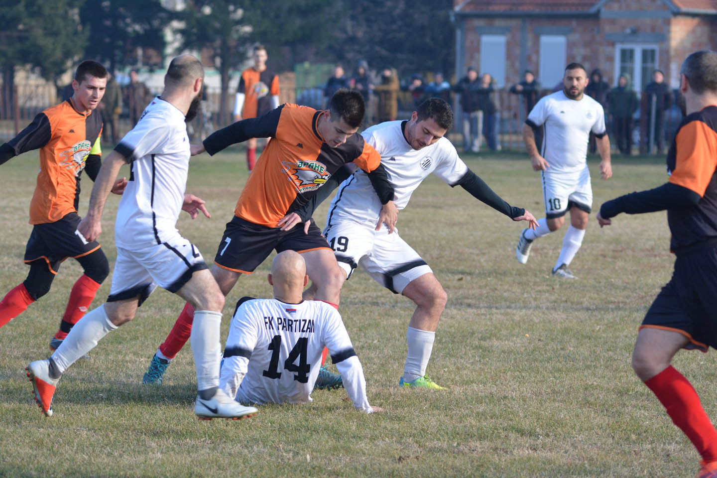 Fudbal – Prva južnobanatska liga 17. kolo:  VRANE U POSLEDNJEM KOLU PROKOCKALE LIDERSKU POZICIJU