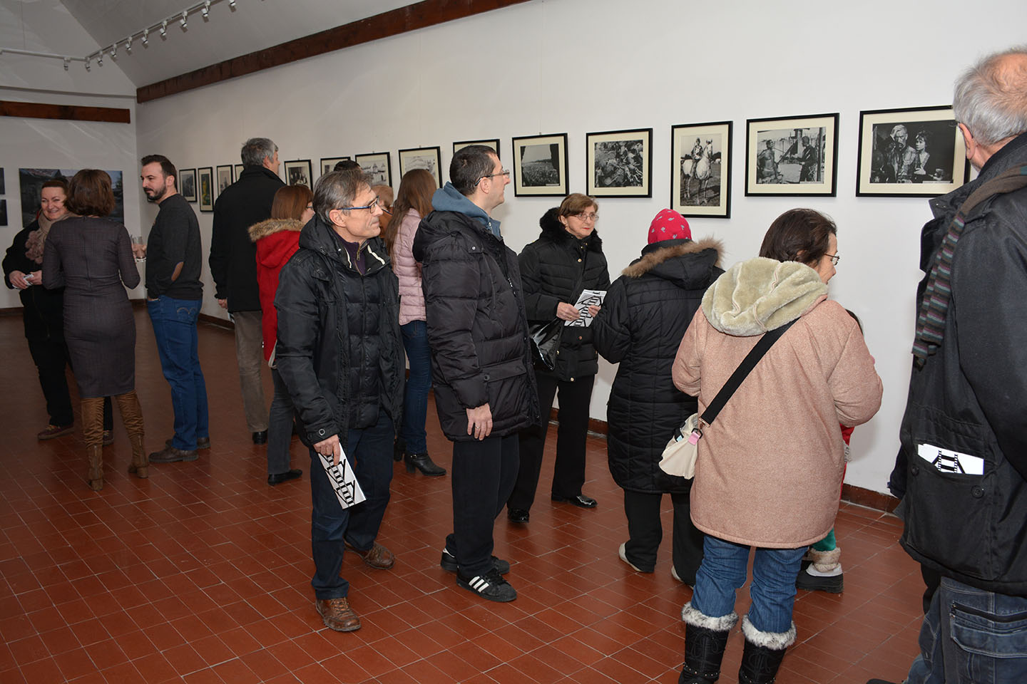 Izložba filma u opovačkoj galeriji: VEK I DECENIJA FILMA U OPOVU (VIDEO)