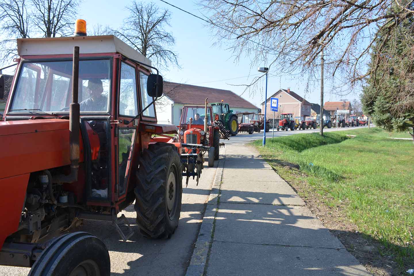 Ravnanje atarskih puteva u Barandi: NAJMANJE SELO, A NAJVEĆI ODZIV (VIDEO)