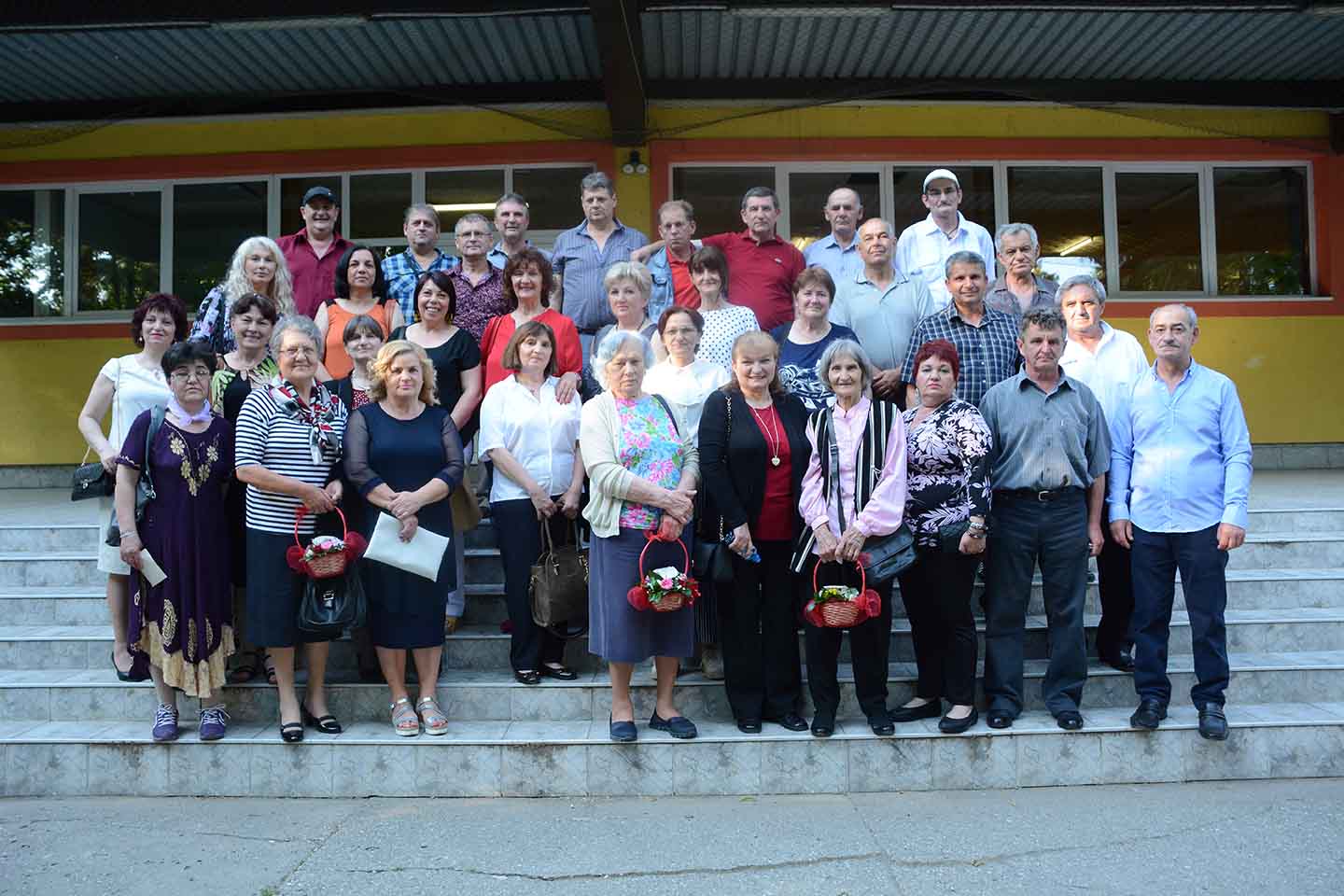 Susret generacija: ČETRDESET GODINA MATURE GENERACIJE 1964