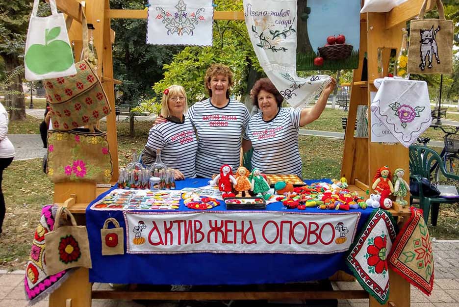 Festival jabuka u Crepaji: NAJLEPŠI KOLAČ OD JABUKA NAPRAVILA OPOVČANKA SLOBODANKA PENOV