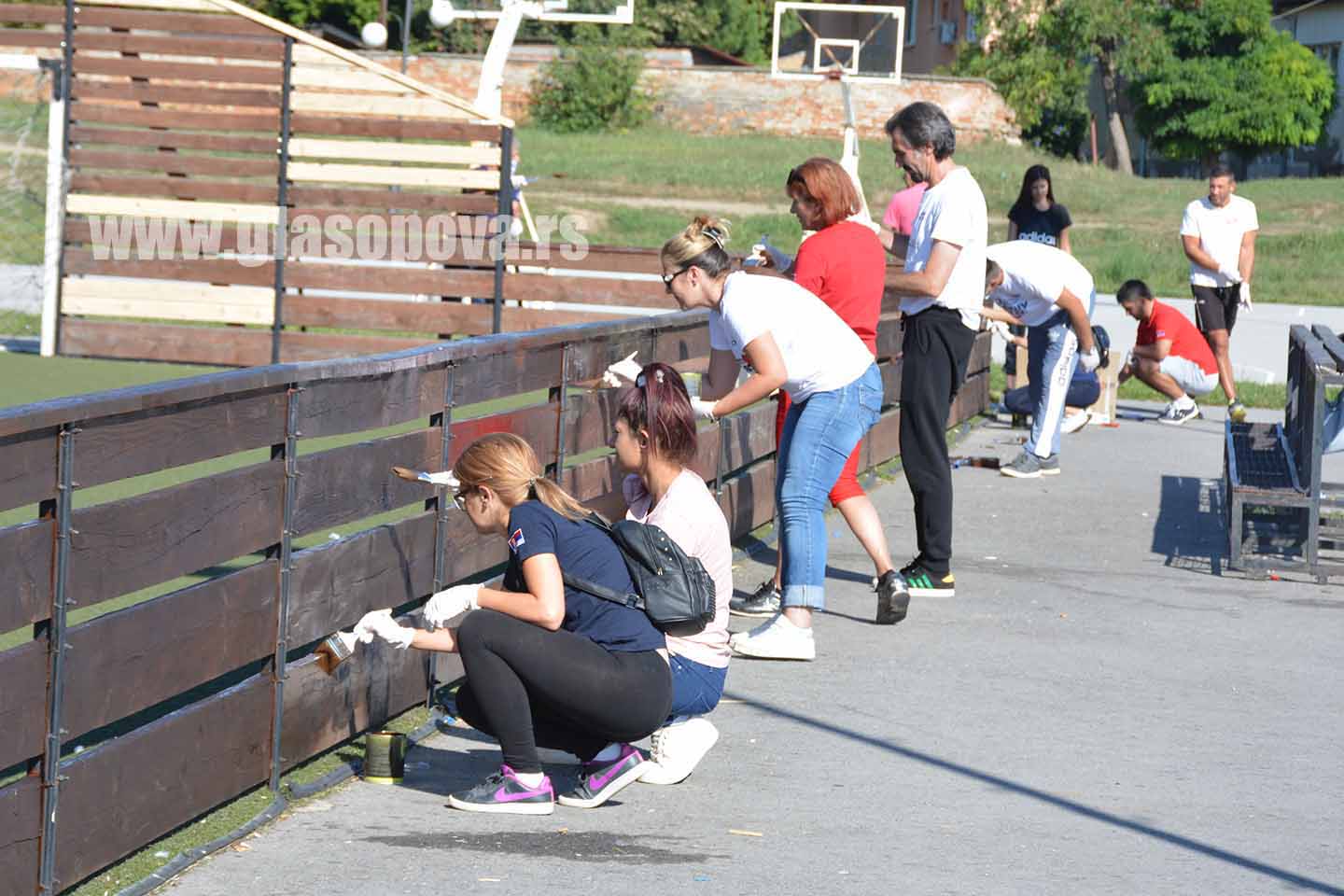 Radna akcija na SRC Opovo: UREĐENJE MINI PIČ TERENA (VIDEO)