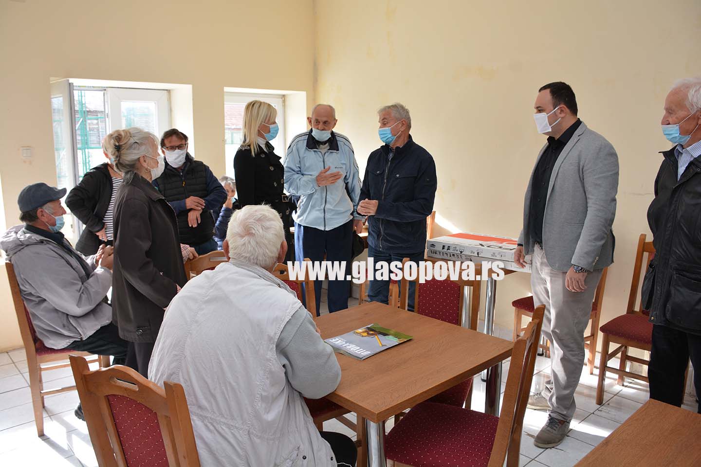 Briga o penzionerima: TELEVIZORI ZA UDRUŽENJA PENZIONERA U SAKULAMA I SEFKERINU (VIDEO)