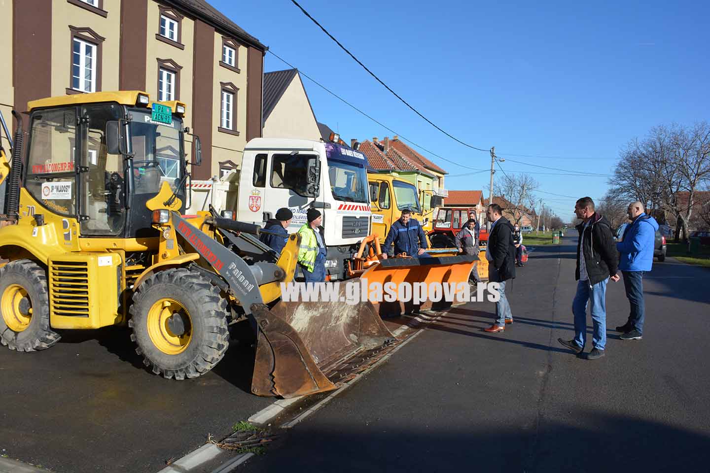 JP „Mladost“ Opovo: SMOTRA MEHANIZACIJE ZIMSKE SLUŽBE (VIDEO)