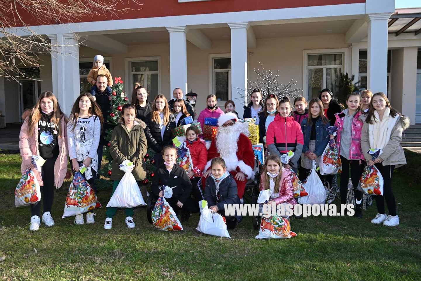 KK Agros Basket: POKLONI OD GENERALNOG SPONZORA