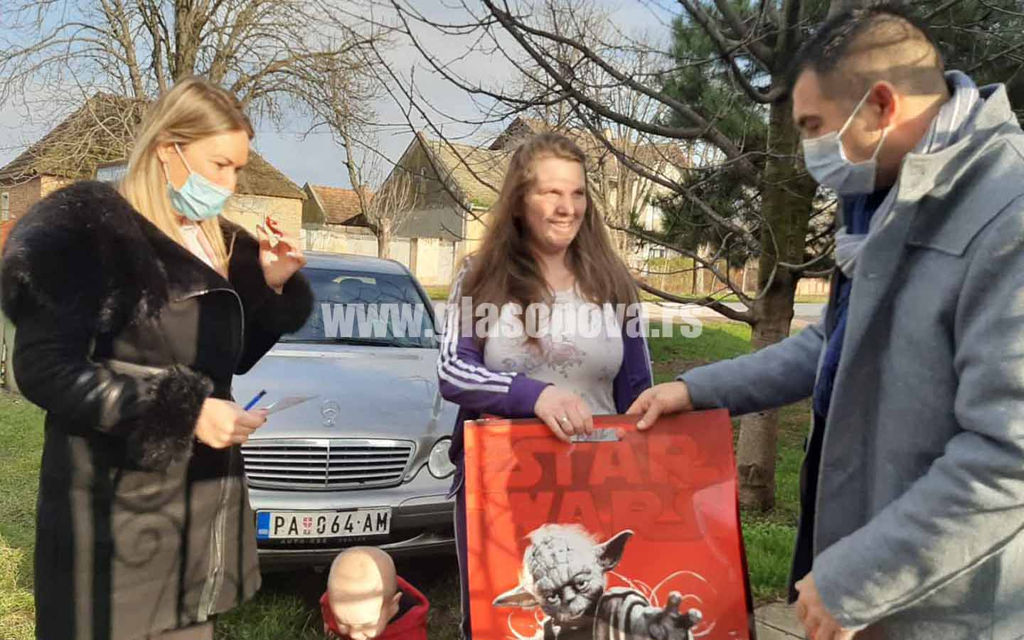 Opštinska uprava Opovo: PET PAKETA ZA NOVOROĐENE BEBE