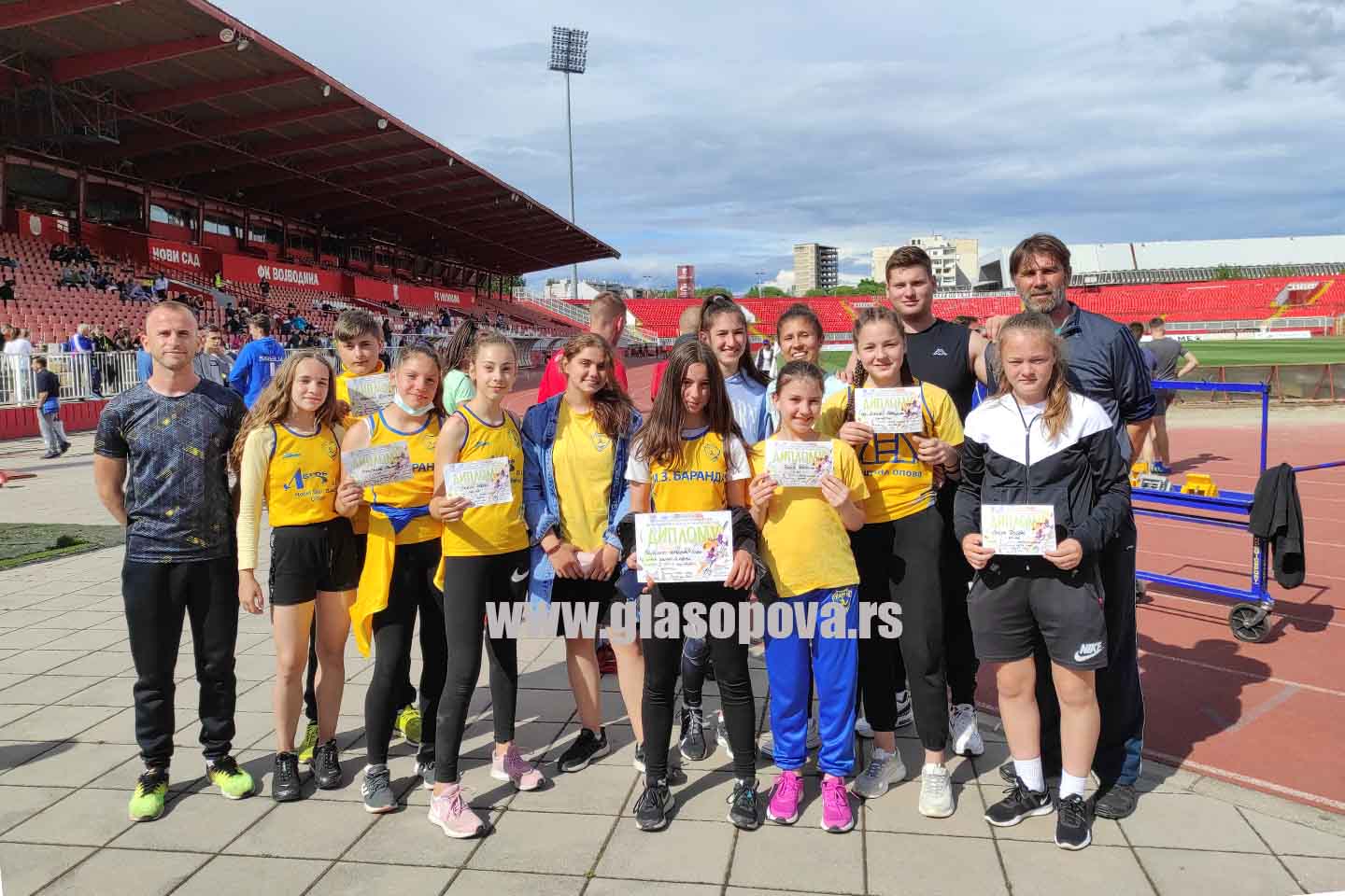 Međuokružno školsko takmičenje u atletici: Deset medalja i dva plasmana na republičko takmičenje