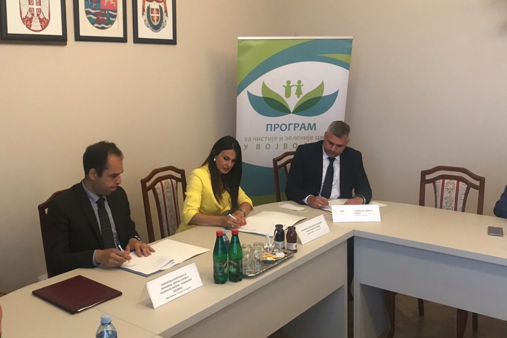 Ekologija i zaštita životne sredine: Nastavlja se realizacija programa „Za čistije i zelenije škole u Vojvodini”