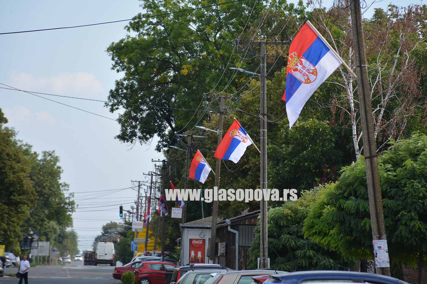 Dan srpskog jedinstva, slobode i nacionalne zastave: U Opštini Opovo alejama zastava obeležen praznik