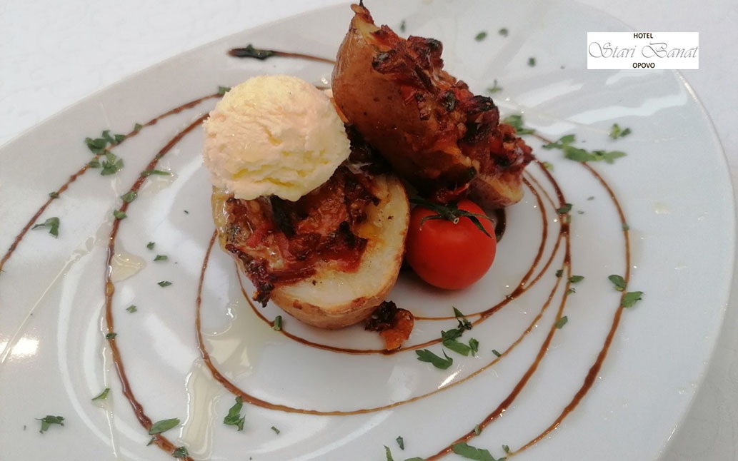 Recepti po preporucikuhinje hotela “Stari Banat”: Banatski pečeni krompir