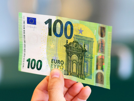 Ministarstvo finansija: Danas 100 evra od drzave za 400.000 mladih