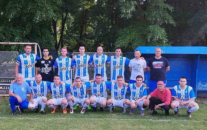 FK Omladinac Opovo: Memfis sponzorisao dresove omladinskoj selekciji fudbalera