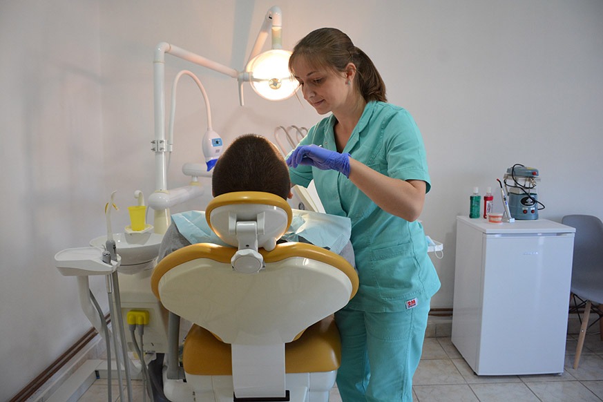 Zubna ordinacija u Opovu: U ponudi širok spektar stomatoloških usluga, kao i mogućnost plaćanja na rate