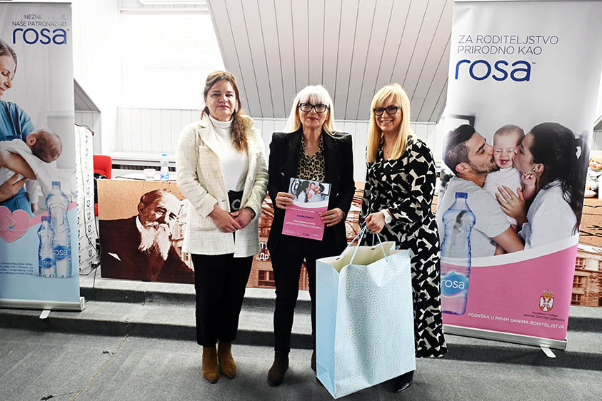 Kompanija Rosa: Dom zdravlja Opovo dobio donaciju za svoju školu roditeljstva