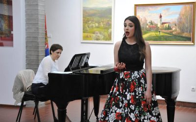 Galerija Jovan Popović: Prvi solistički koncert Nine Stojanović (video)