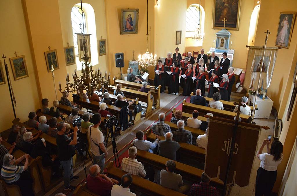 Koncert duhovne glazbe (muzike) u Opovu 	(video)