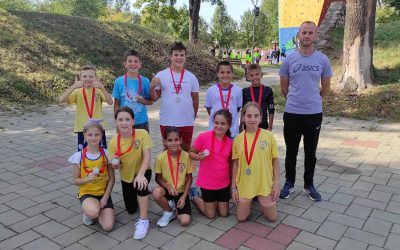 Školski sport: Opovačka škola na okružnom takmičenju u atletskom petoboju