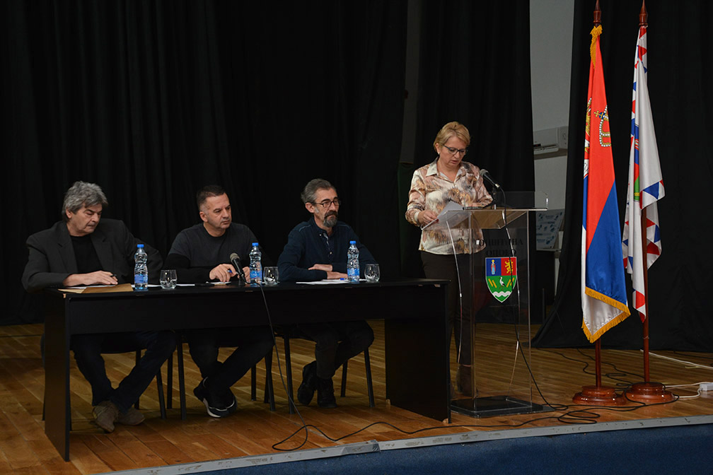 Skupština opštine Opovo: Isplata jednokratne novčane pomoći za srednjoškolce preko lokalnih samouprava