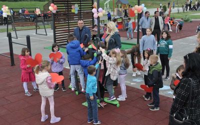 Ministarka Darija Kisić obišla porodični park u Opovu