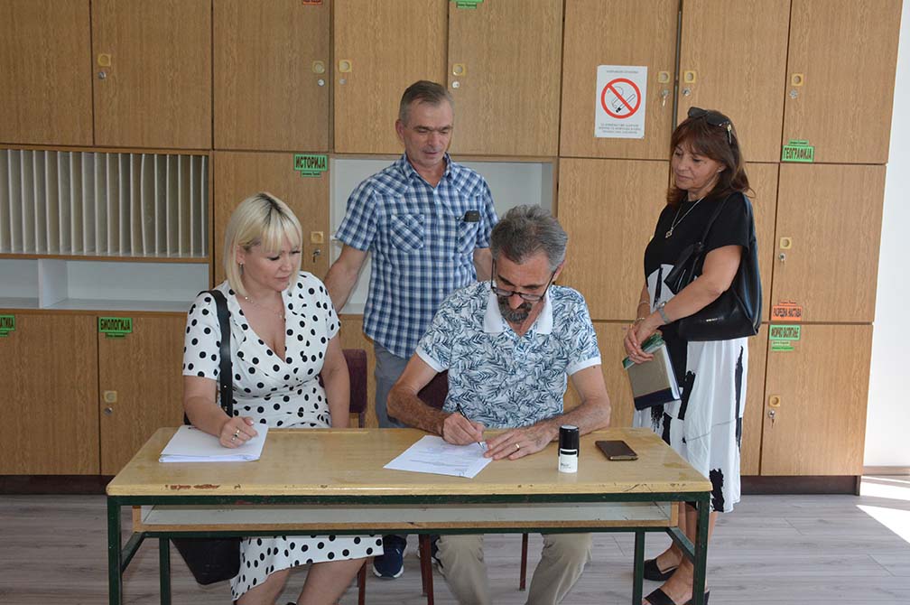 Potpisan zapisnik o primopredaji radova na rekonstrukciji školskog objekta u Barandi