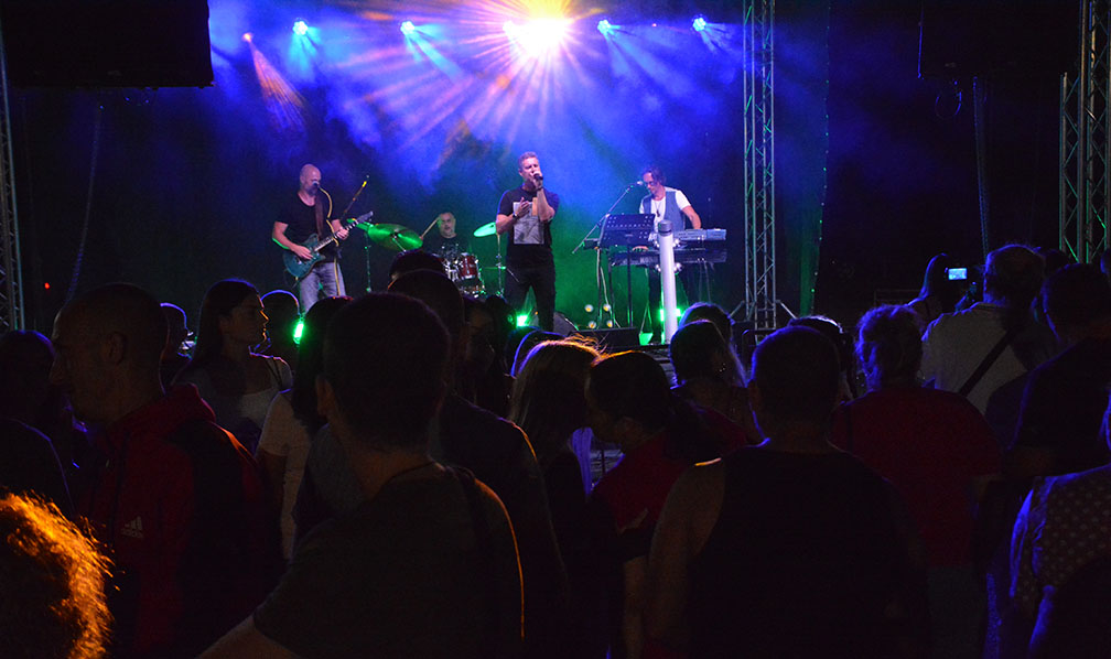 Koncert: Bogato muzičko veče u Sefkerinu