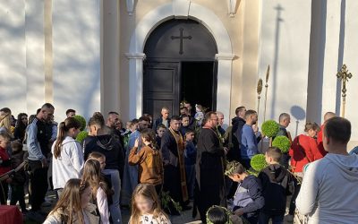 Vernici obeležili Lazarevu subotu u hramu Prenosa moštiju Svetog oca Nikole
