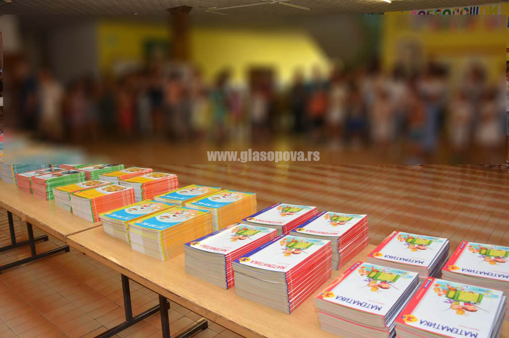 I ove godine besplatni udžbenici za prvake