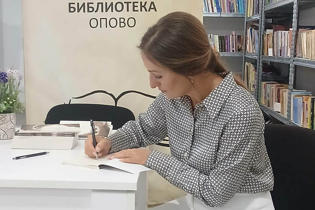 Književni susret sa Goranom Babin – Između krika i molitve