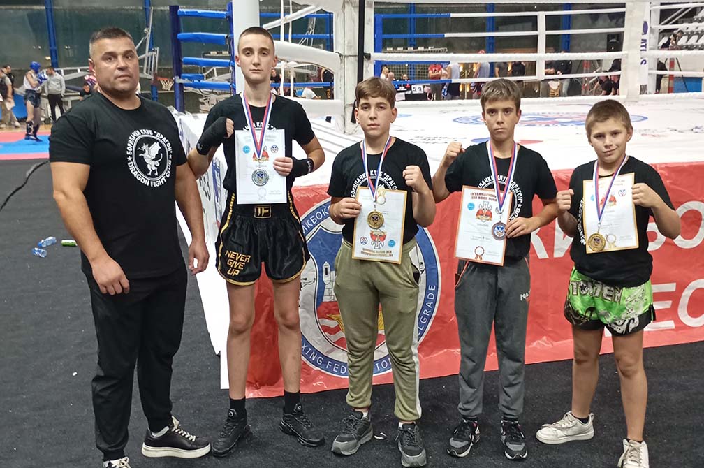 Kik boks: Četiri trofeja za sefkerinski Dragon